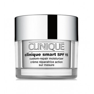 Clinique Smart SPF15...