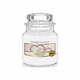 Yankee Candle Snow In Love...