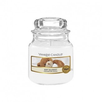 Yankee Candle Soft Blanket...